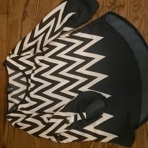 Rue 21 buttoned 2/3 sleeve blouse